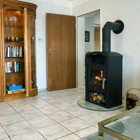 Ferienwohnung Goodtimes Hausen Uber Aar Exterior photo