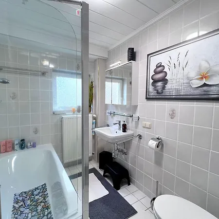 Ferienwohnung Goodtimes Hausen Uber Aar Exterior photo