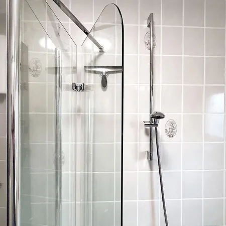 Ferienwohnung Goodtimes Hausen Uber Aar Exterior photo